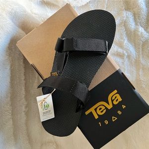 Men’s Teva sandal 🩴